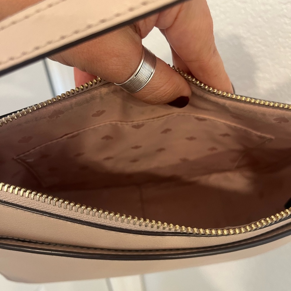 Kate Spade Purse - Picture 4 of 6